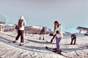 How To Plan A Ski Trip With Friends - From Sarah Jolie