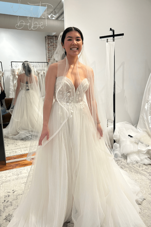 wedding dress shopping tips